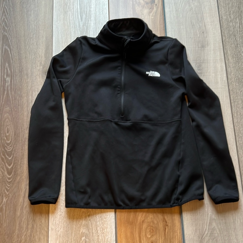 The North Face light weight fleece quarter zip black women’s size small